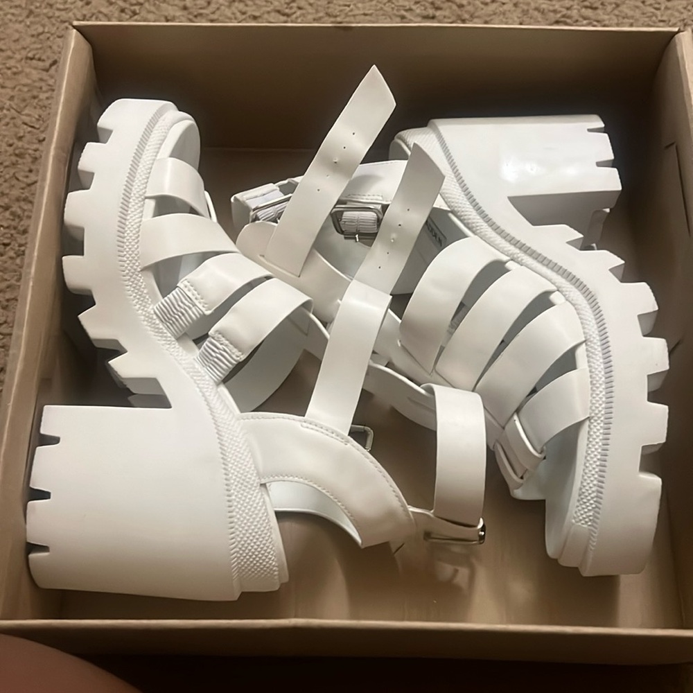 Steve madden white strapped heels